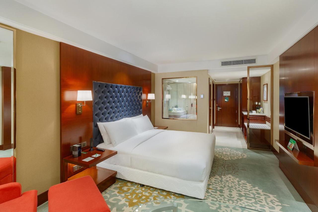 Holiday Inn Dhaka City Centre By Ihg Екстериор снимка