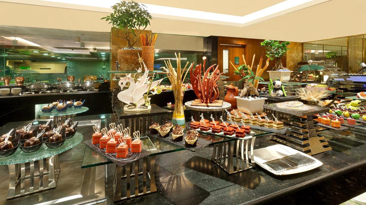 Holiday Inn Dhaka City Centre By Ihg Екстериор снимка