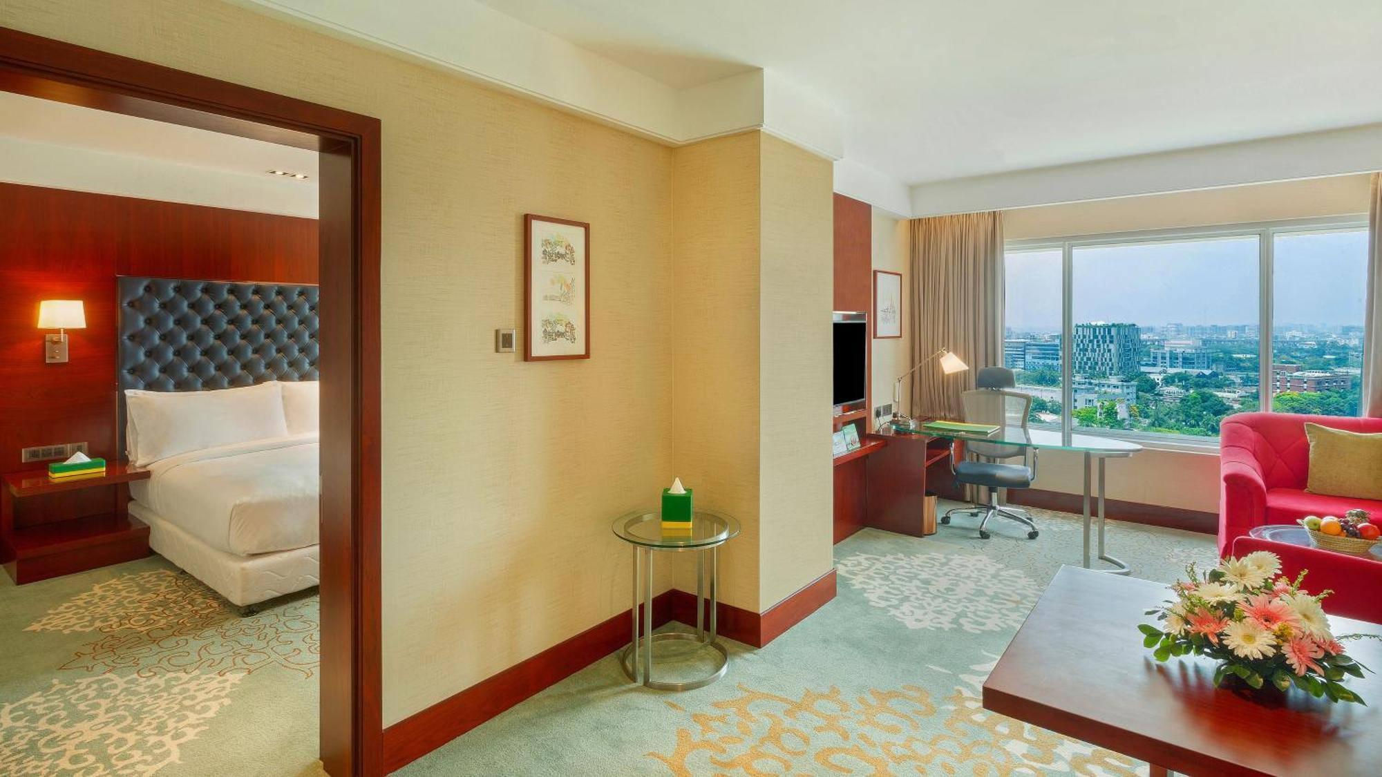 Holiday Inn Dhaka City Centre By Ihg Екстериор снимка